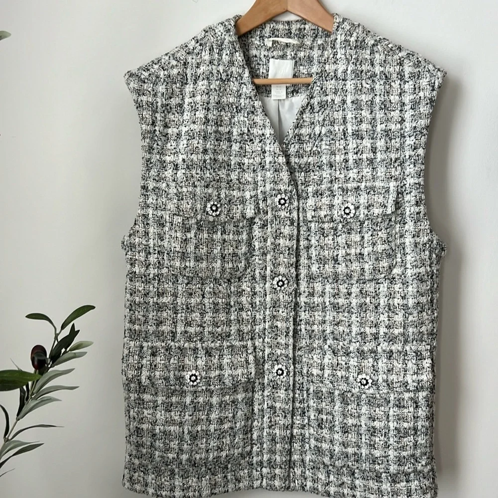 H&M Textured Waved Vest